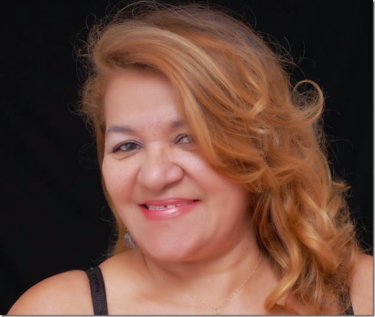 Artista Amanda Costa celebra mais um ano de vida pioneira e ícone da música potiguar