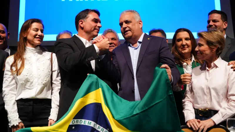 Alfredo Gaspar será o vice de Flávio Bolsonaro  em chapa para  à Presidência