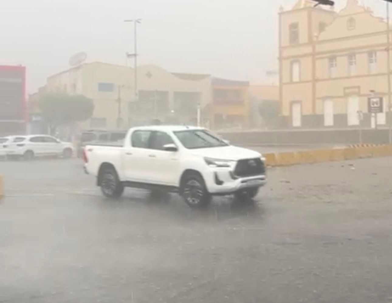 Chuvas intensas atingem cidades do Oeste potiguar