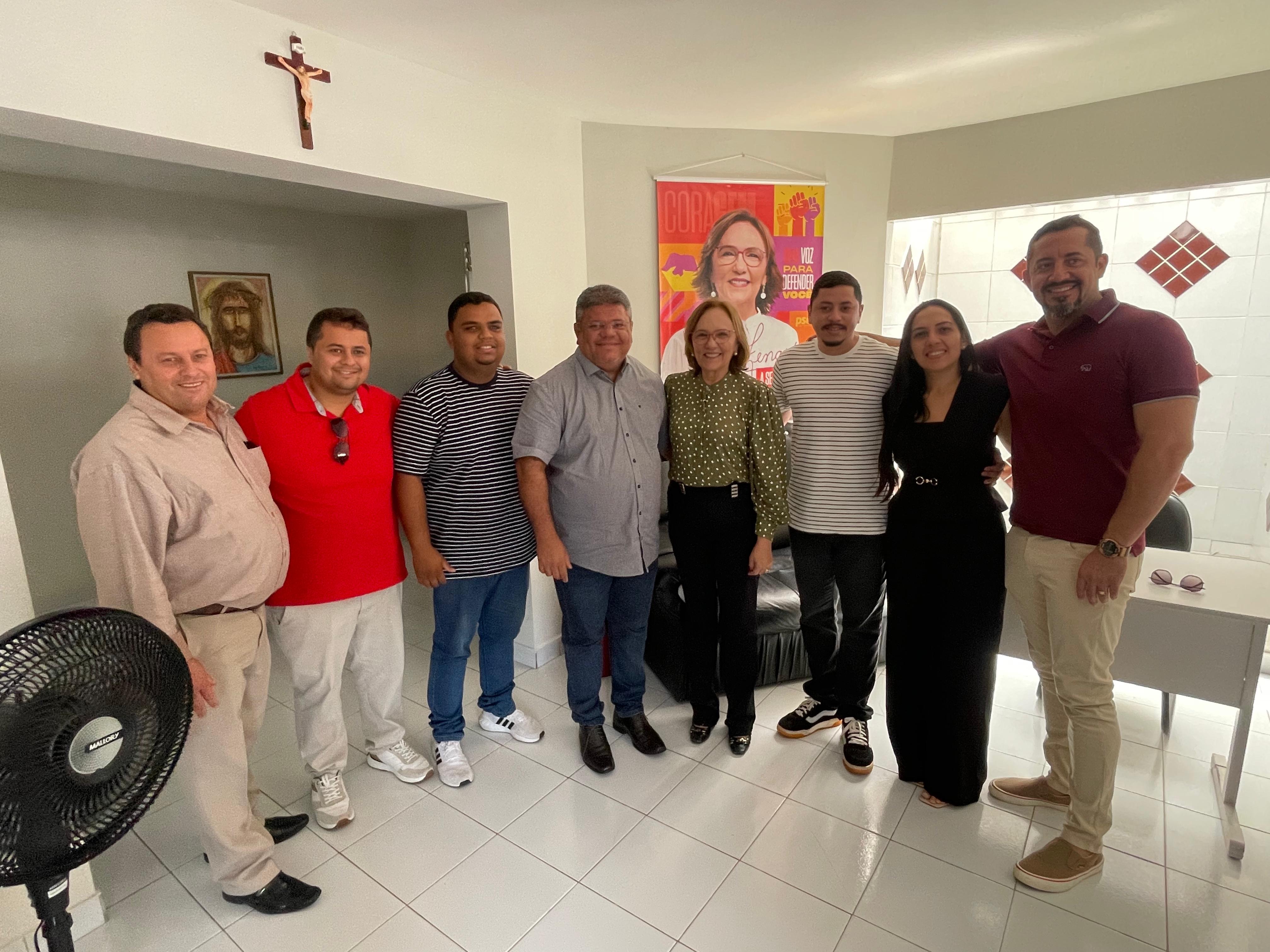 Senadora Zenaide Maia garante emendas para saúde e anuncia trator para zona rural de Porto do Mangue