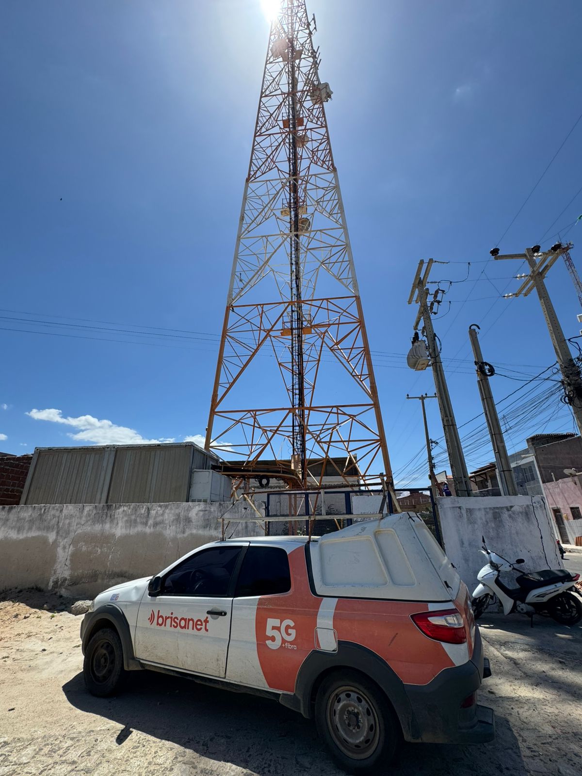 Sinal das operadoras Vivo, Claro e Tim é normalizado em Areia Branca após rompimento de fibra óptica