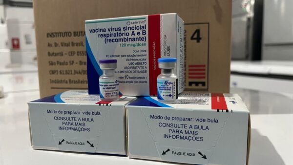 Sesap distribui novo lote de vacina contra bronquiolite para gestantes