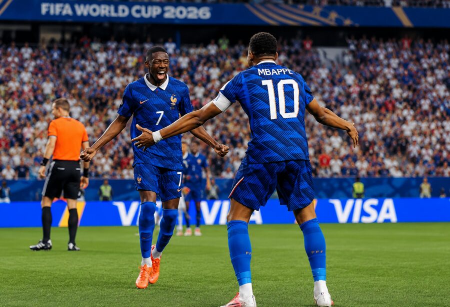 França em campo e próximo adversário do Brasil em campo nos jogos desta terça-feira (30)