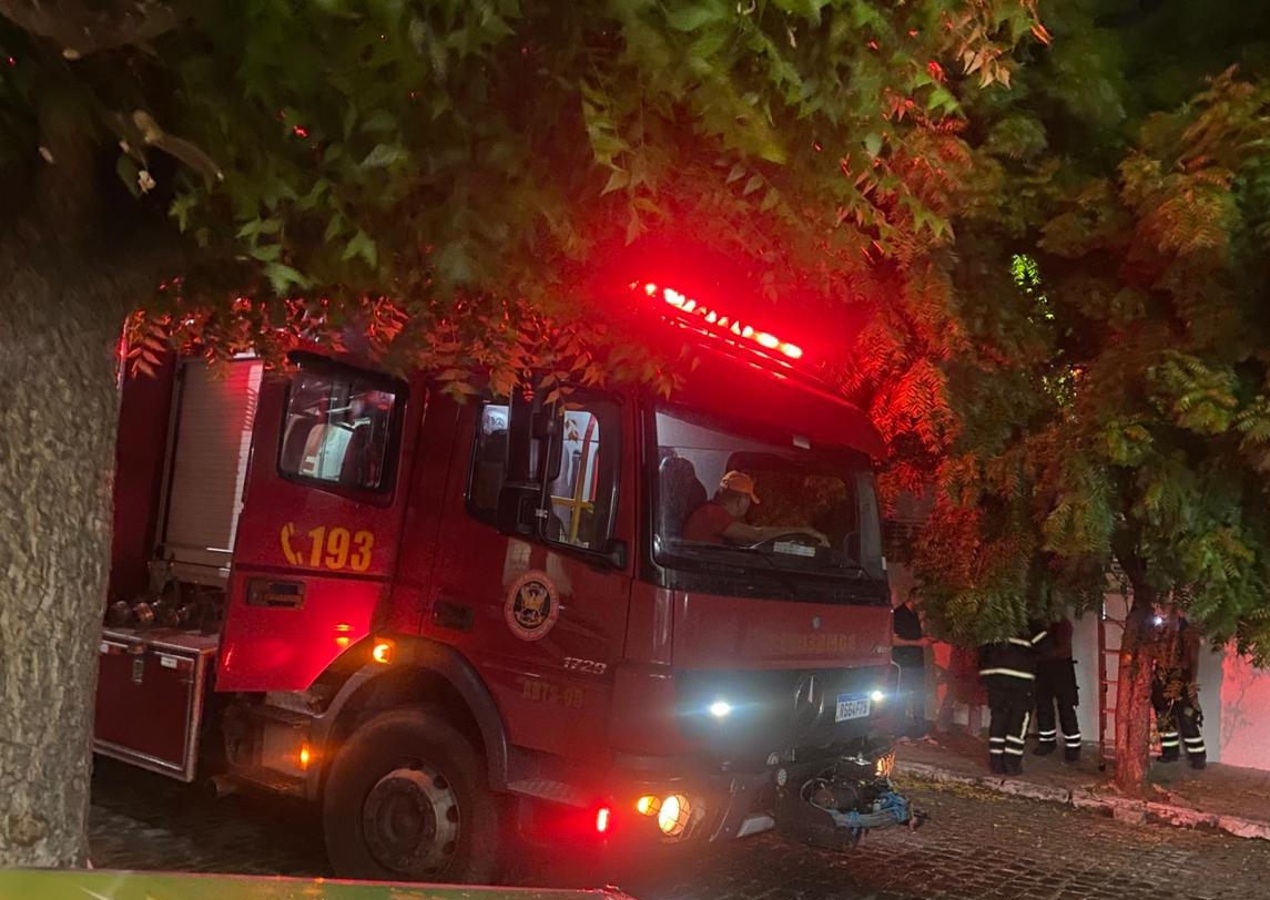 Corpo de Bombeiros alerta para revisão das redes elétricas no período chuvoso
