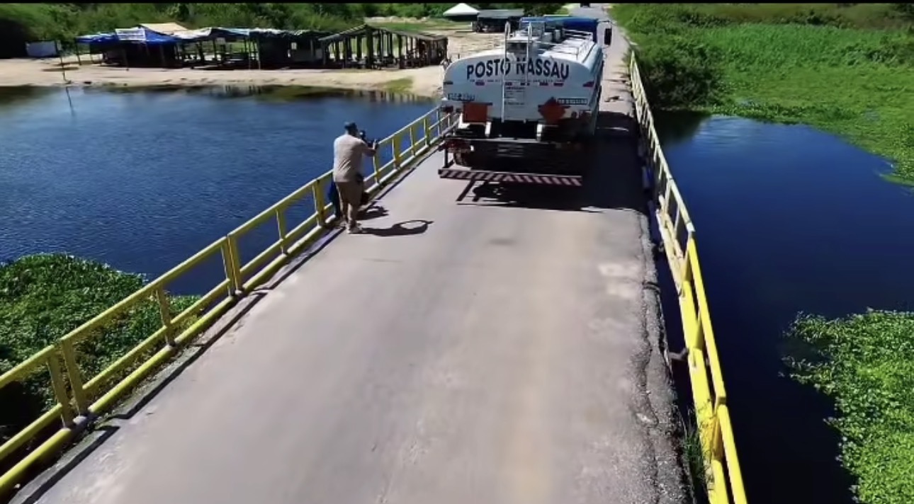 Estrutura de ponte entre Alto do Rodrigues e Carnaubais preocupa população