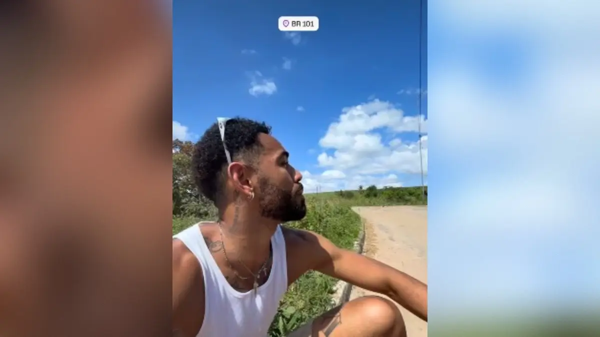 Após trocar pneu de Matheus Cunha, borracheiro pede que jogador divulgue sua borracharia