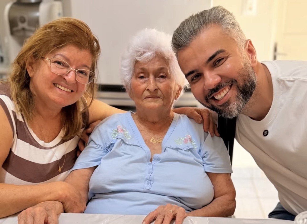 Vereador Petras Vinícius fortalece diálogo com a população por meio do projeto "Gabinete nas Ruas"