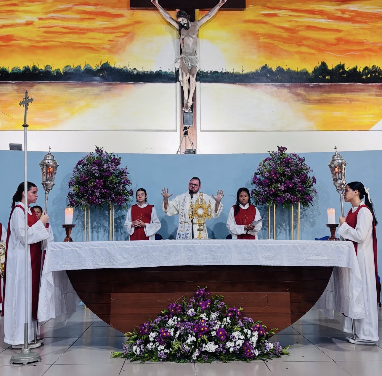 8º Noite da Festa de Nossa Senhora dos Navegantes com o padre Délio Mota