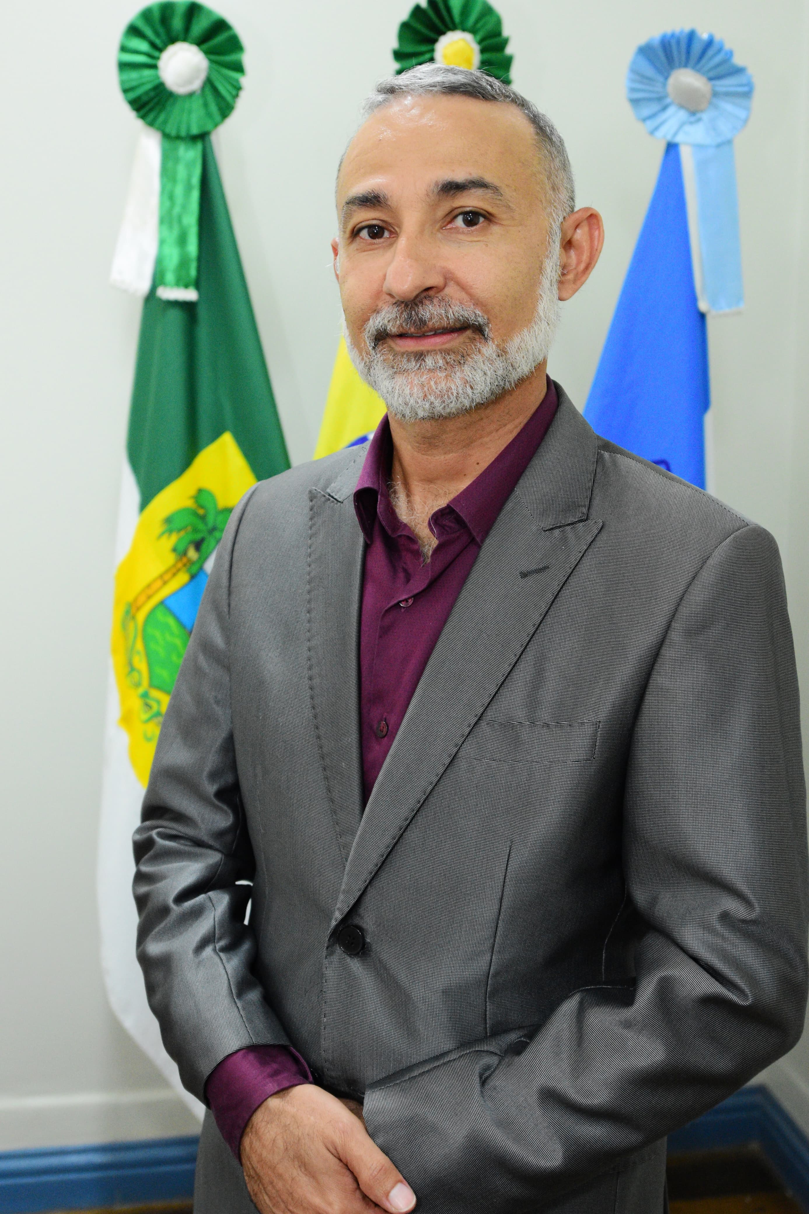 Etevaldo Almeida Silva assume interinamente a Secretaria de Desenvolvimento Econômico, Inovação e Turismo de Mossoró