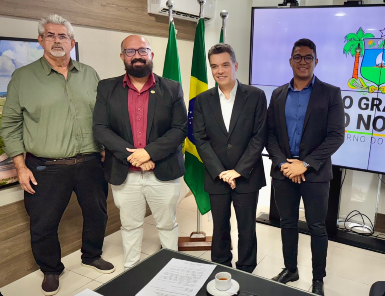 Presidente Dauster Renard cumpre agenda em Natal se reúne com o governador em exercício Walter Alves