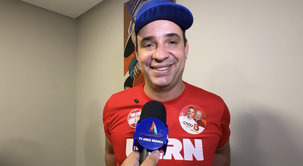 Candidato Cadu de Lula se reúne com representantes da UERN e assina carta de compromisso com a Universidade