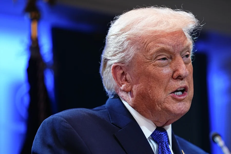 Trump diz que pretende tornar públicos arquivos sobre OVNIs