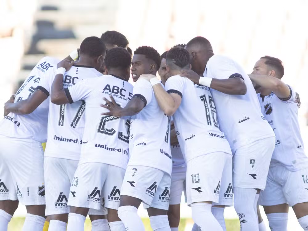 ABC busca reverter resultado contra Uberlândia para alcançar a decisão da Série D