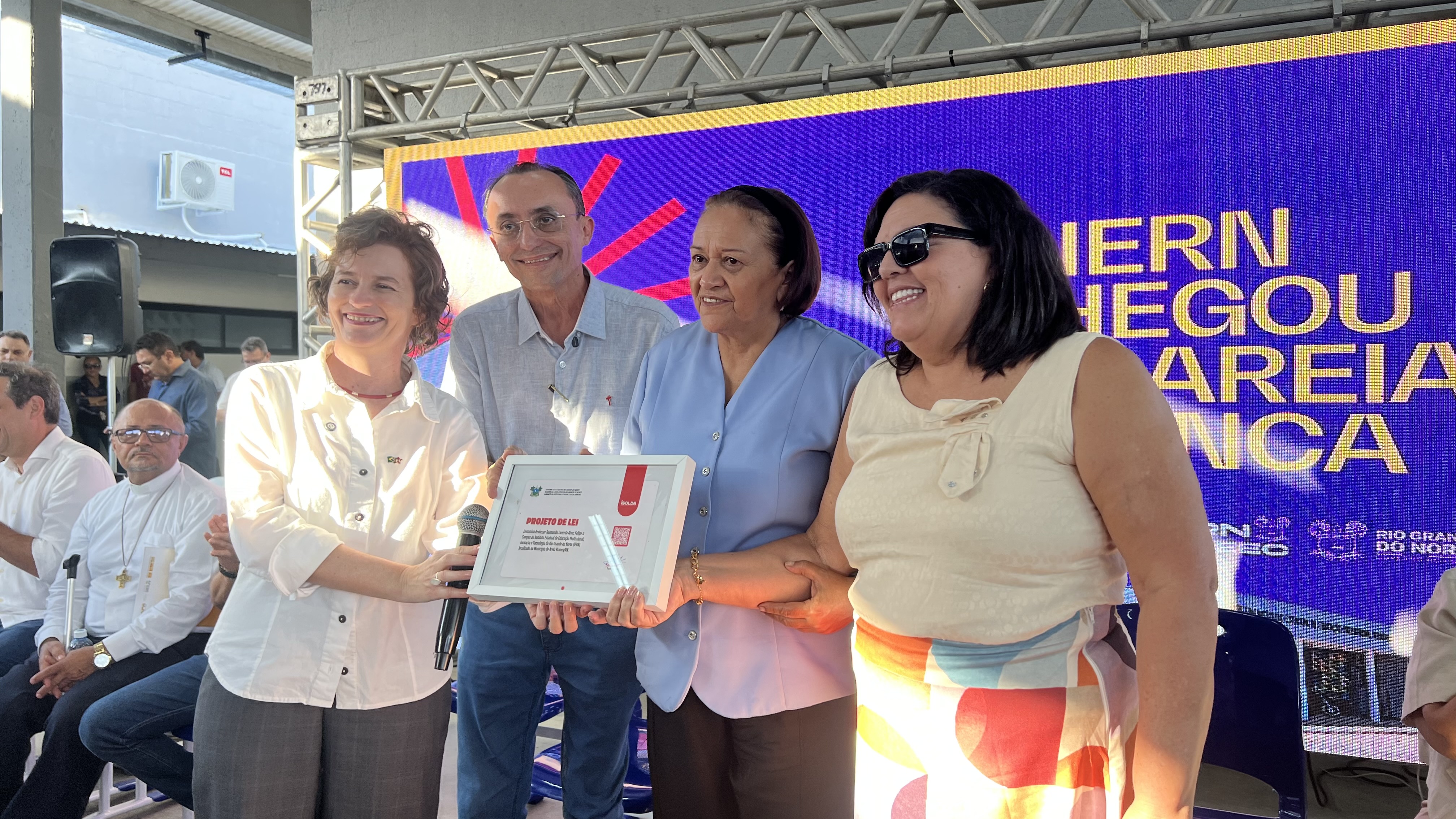 IERN de Areia Branca é inaugurado e recebe nome do professor Raimundo Lacerda