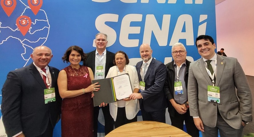 Areia Branca ganha destaque na Brazil Wind Power com assinatura de parceria para desenvolvimento da eólica offshore no RN