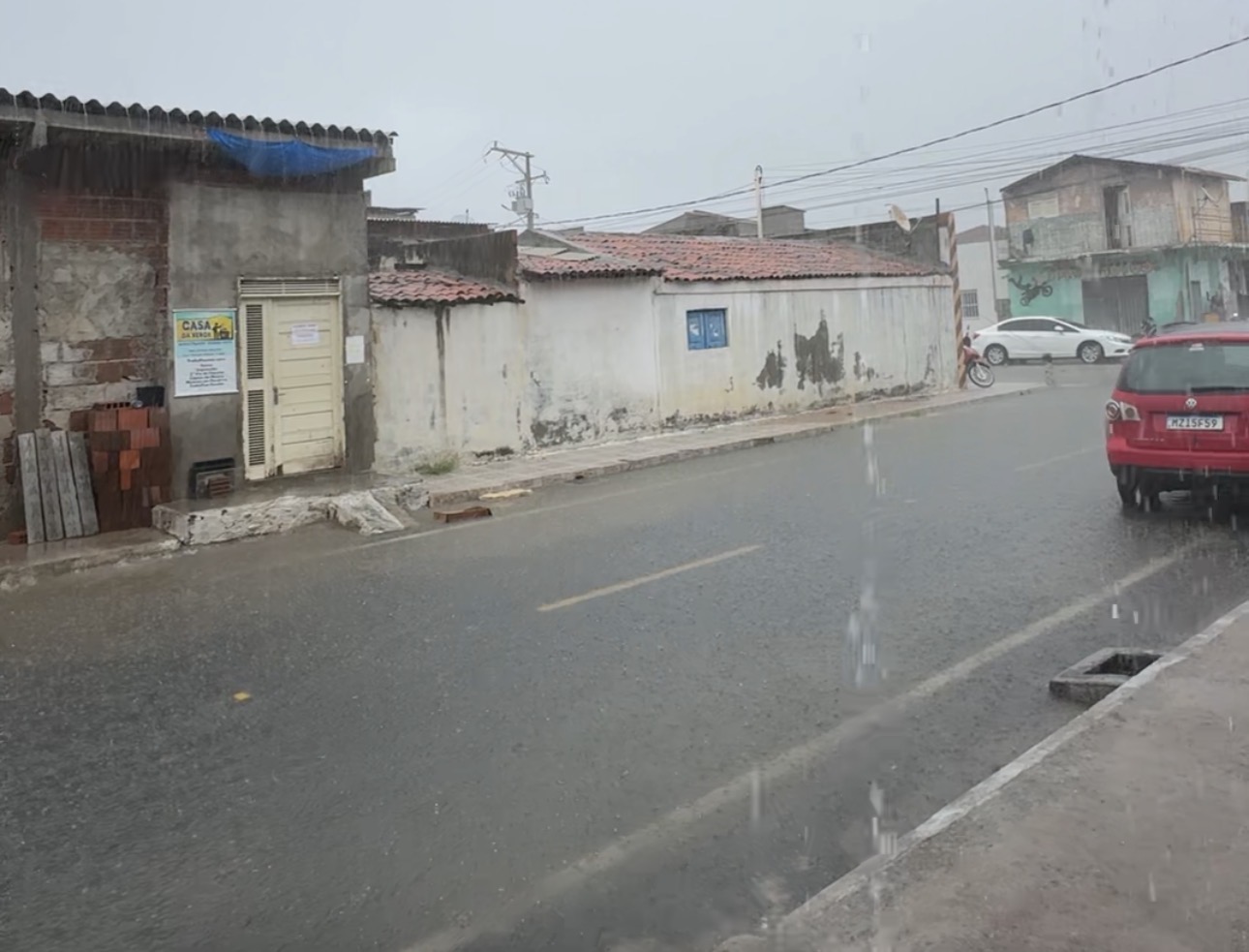 Areia Branca amanhece com chuva e Oeste potiguar volta a registrar grandes volumes