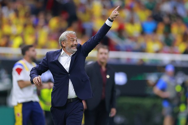 Pai de técnico da RD Congo morre em dia de eliminação do país na Copa do Mundo