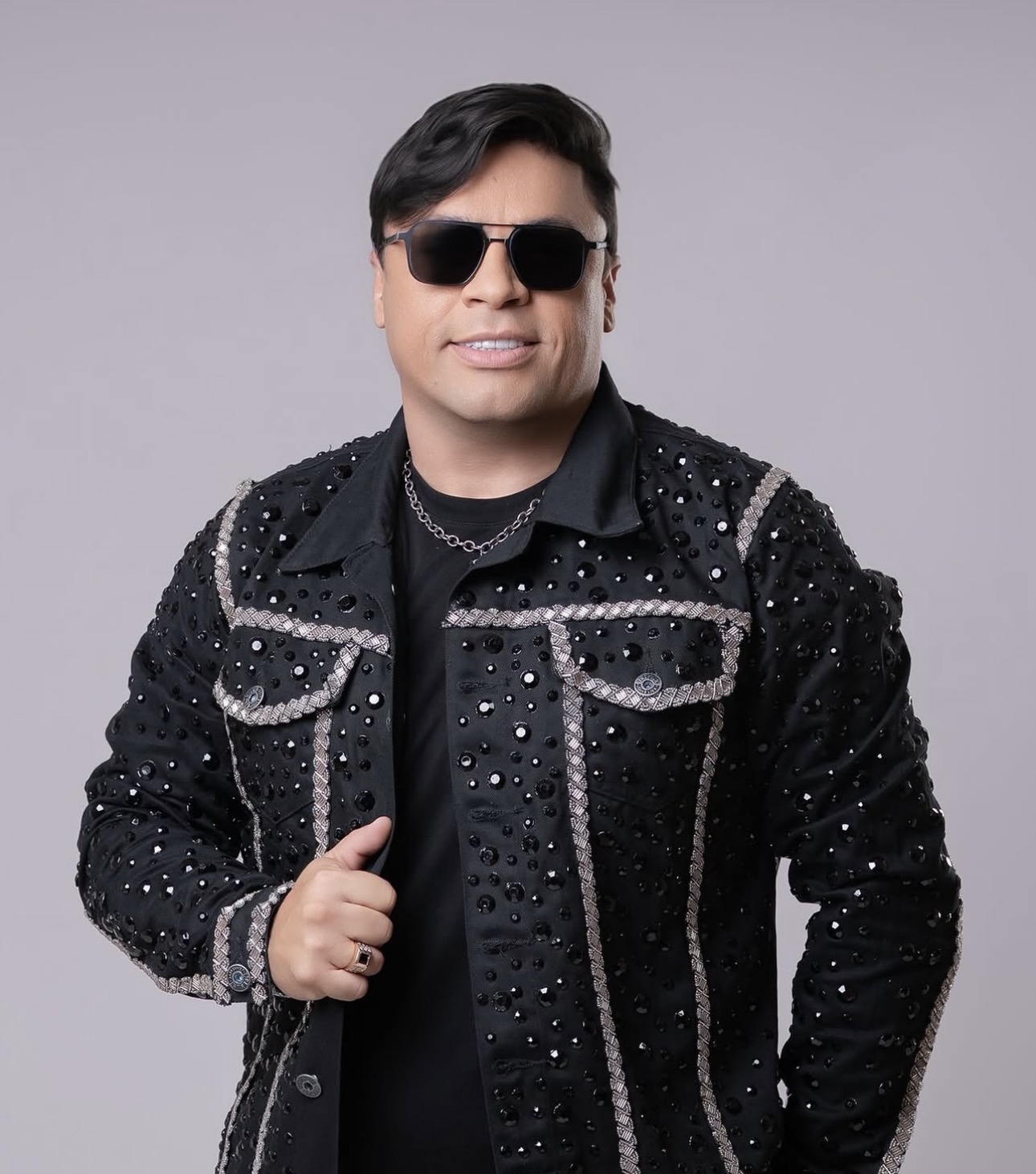 Cantor Netto Araújo morre; vocalista da Collo de Menina e uma trajetória de sucesso na Cavaleiros do Forró