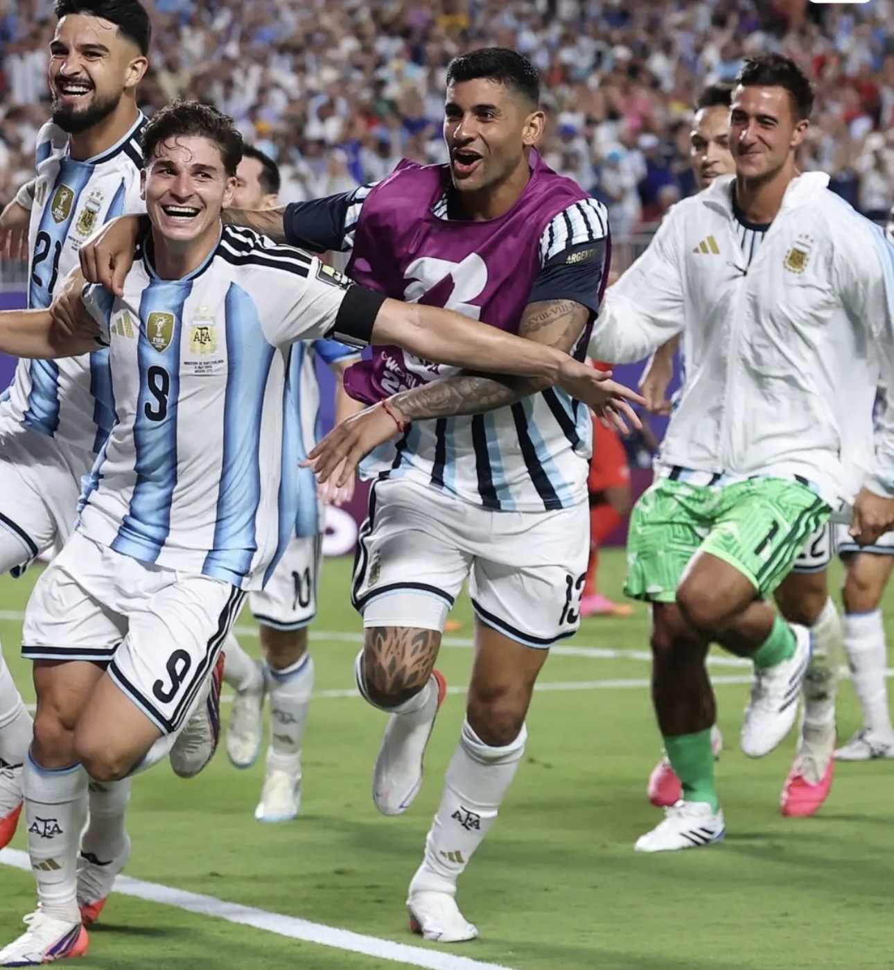 Argentina vence Suíça e alcança a segunda semifinal de Copa do Mundo consecutiva