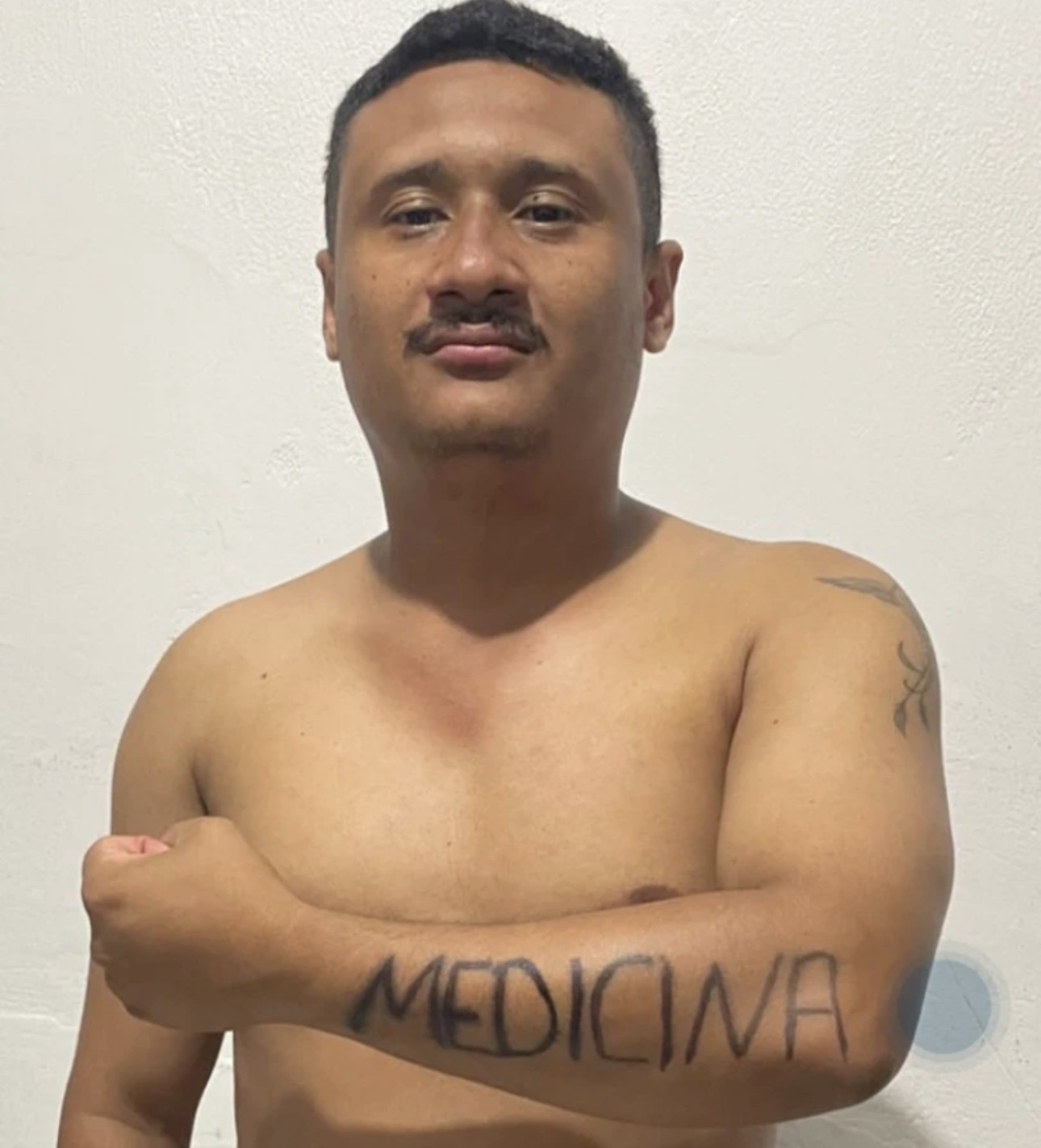 Areia-branquense realiza rifa solidária para custear início do curso de Medicina no Amazonas