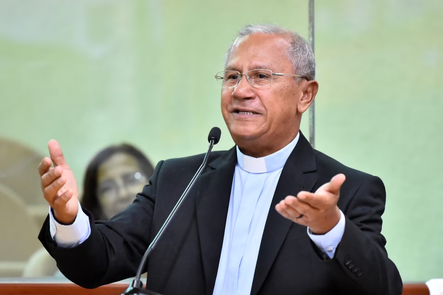 Monsenhor de paróquia em Natal precisa de transplante de medula óssea