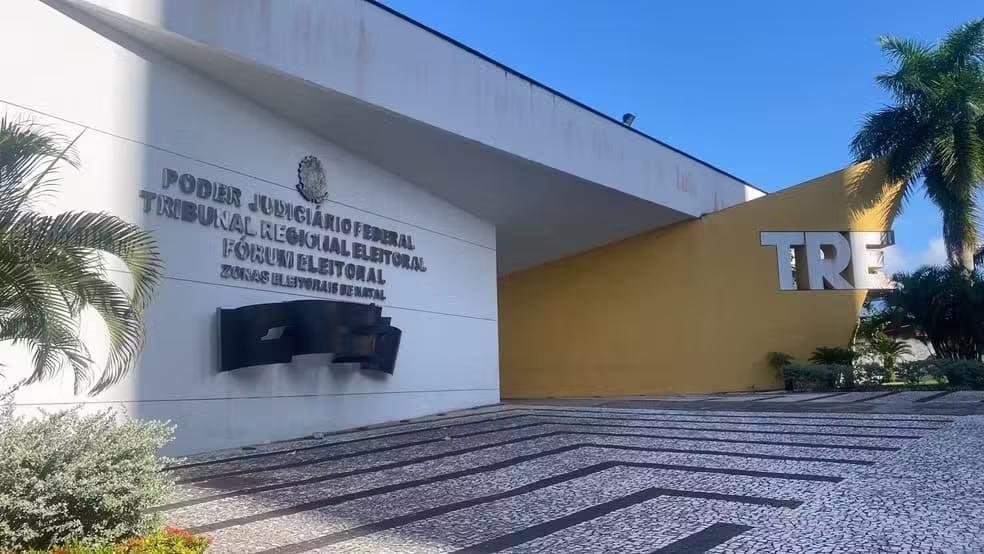 Justiça Eleitoral do RN começa a avaliar registros de candidatos a governador