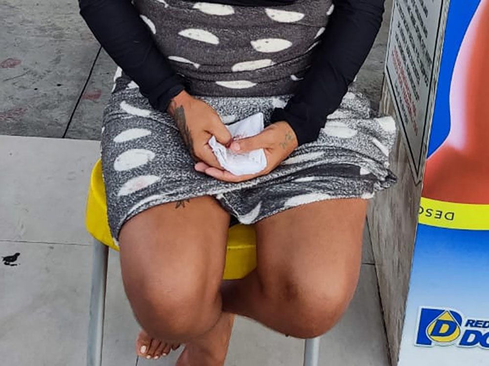 Após ser raptada na cidade de Grossos mulher é deixada  sem roupas na BR-304 na cidade de Mossoró