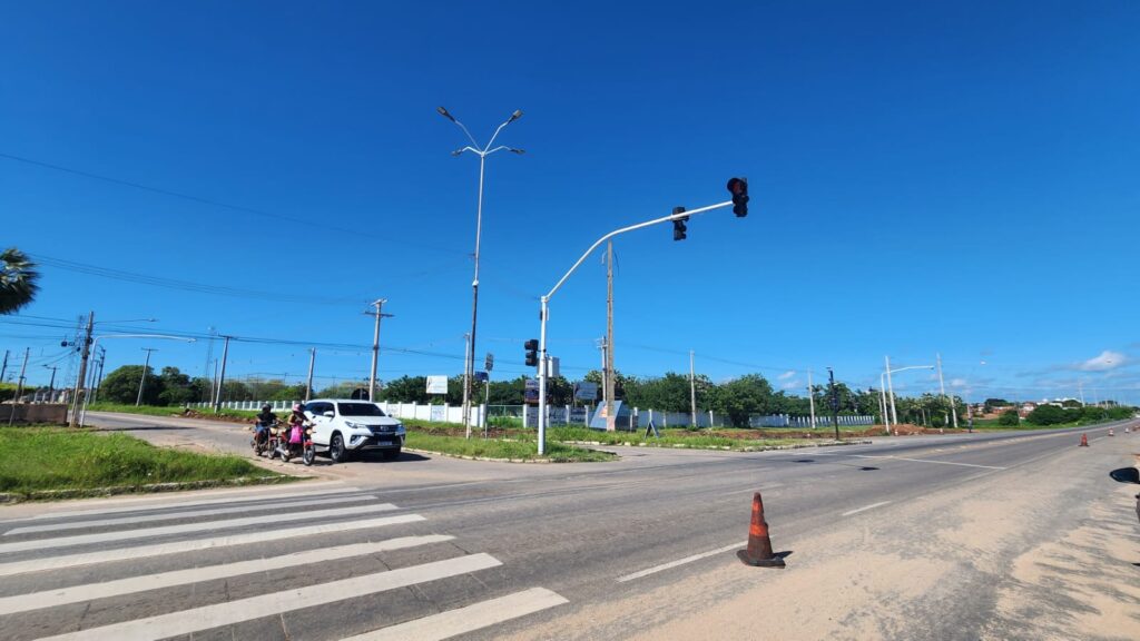 DNIT) inicia obras da rotatória de acesso ao conjunto Vingt Rosado