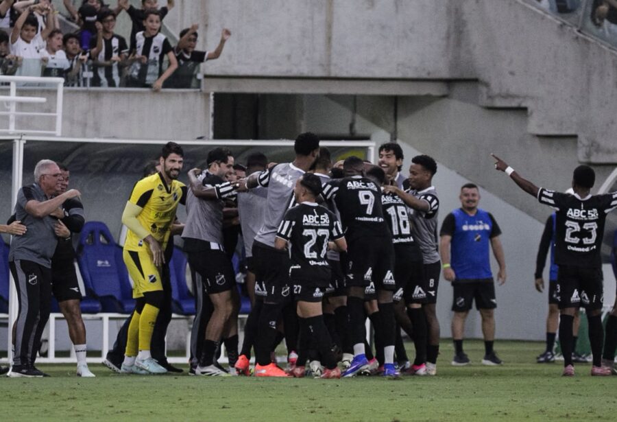ABC goleia o Luverdense, avança às quartas de final e segue na luta pelo acesso à Série C