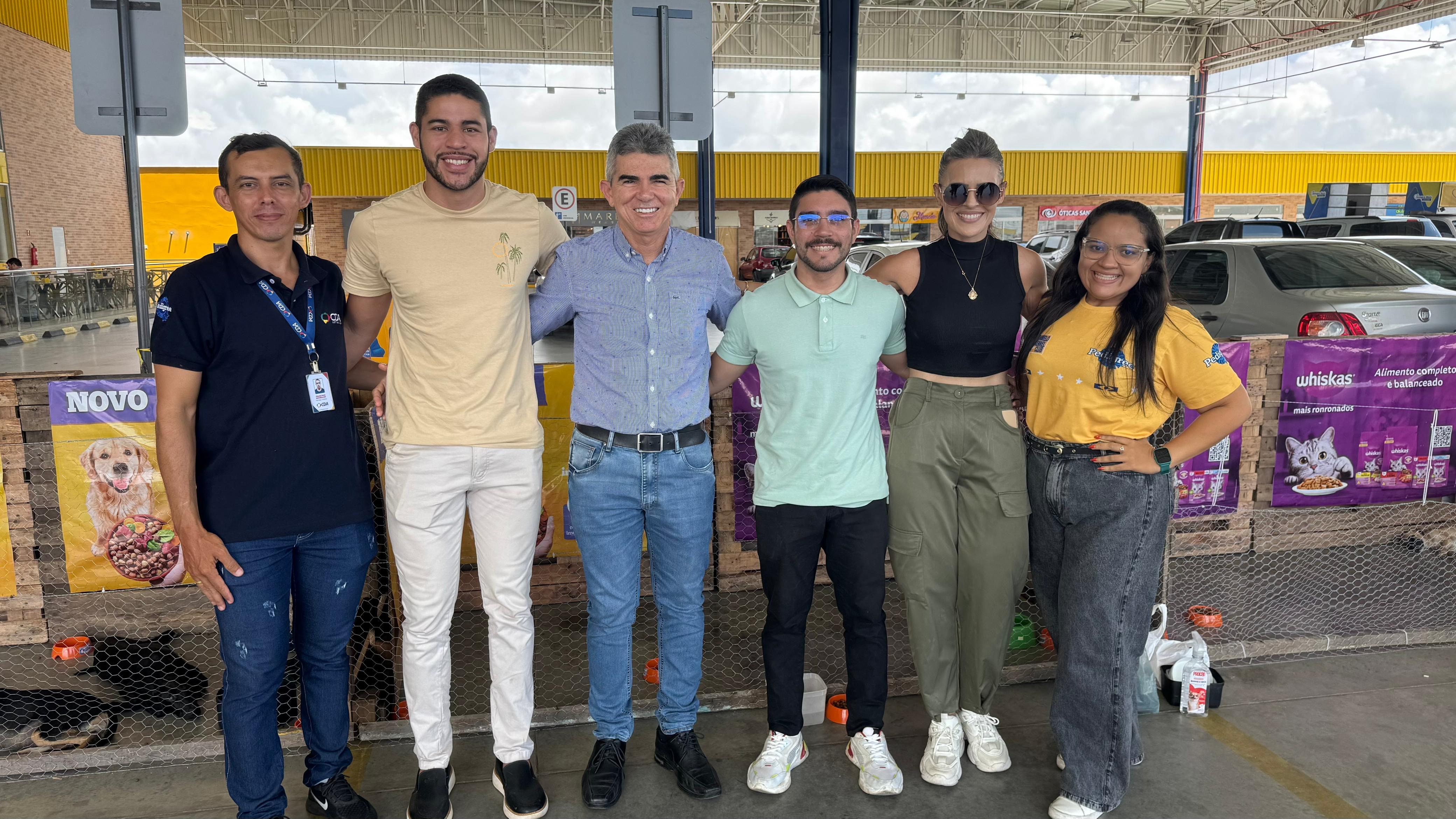 Primeira Feira da Adoção viabiliza mais de 100 novos lares para cães e gatos em Areia Branca