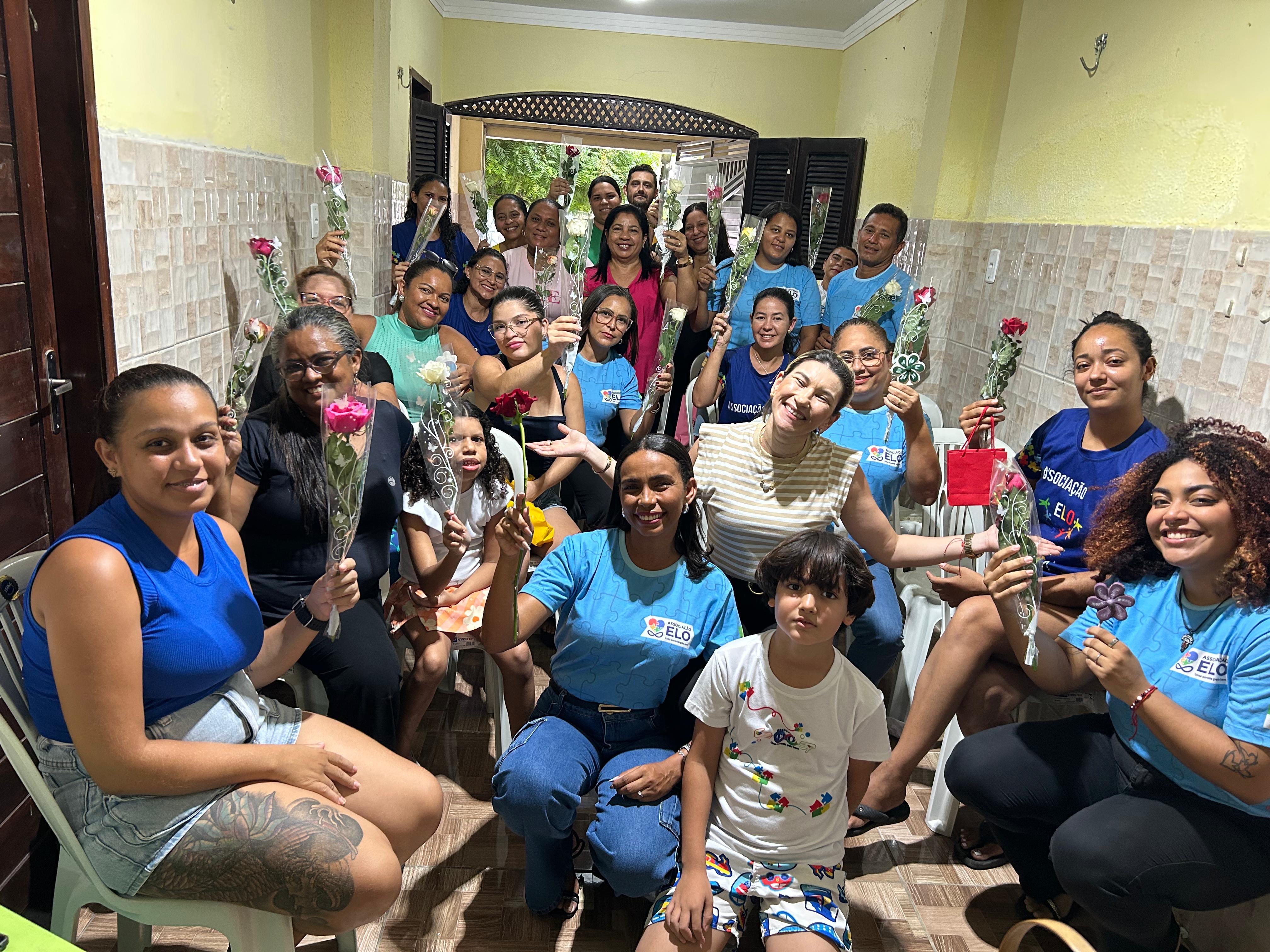 Associação Elo realizou o Café Terapêutico neste domingo (29) sobre o empoderamento feminino