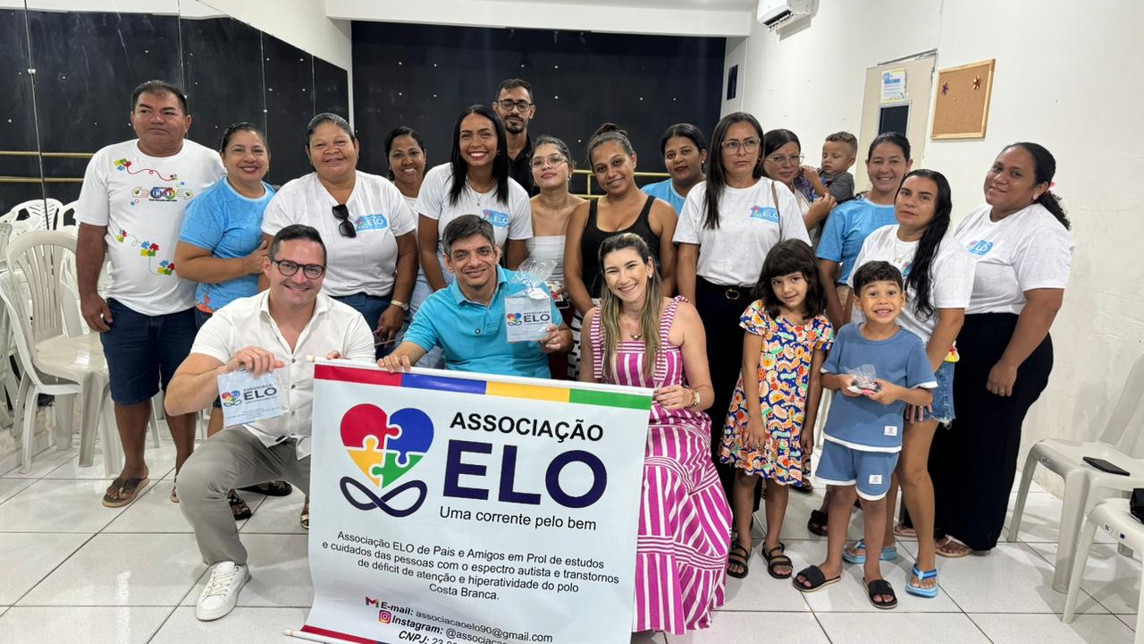 Associação ELO realiza café terapêutico com a participação do medico  Heider Irinaldo