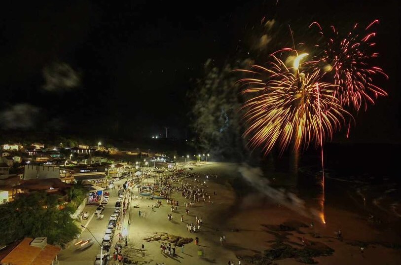 Queima de Fogos na Praia de Upanema celebra a chegada de 2026 em Areia Branca