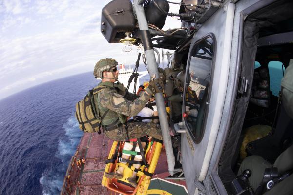 Operação da FAB garante resgate de tripulante a 850 km do Rio Grande do Norte