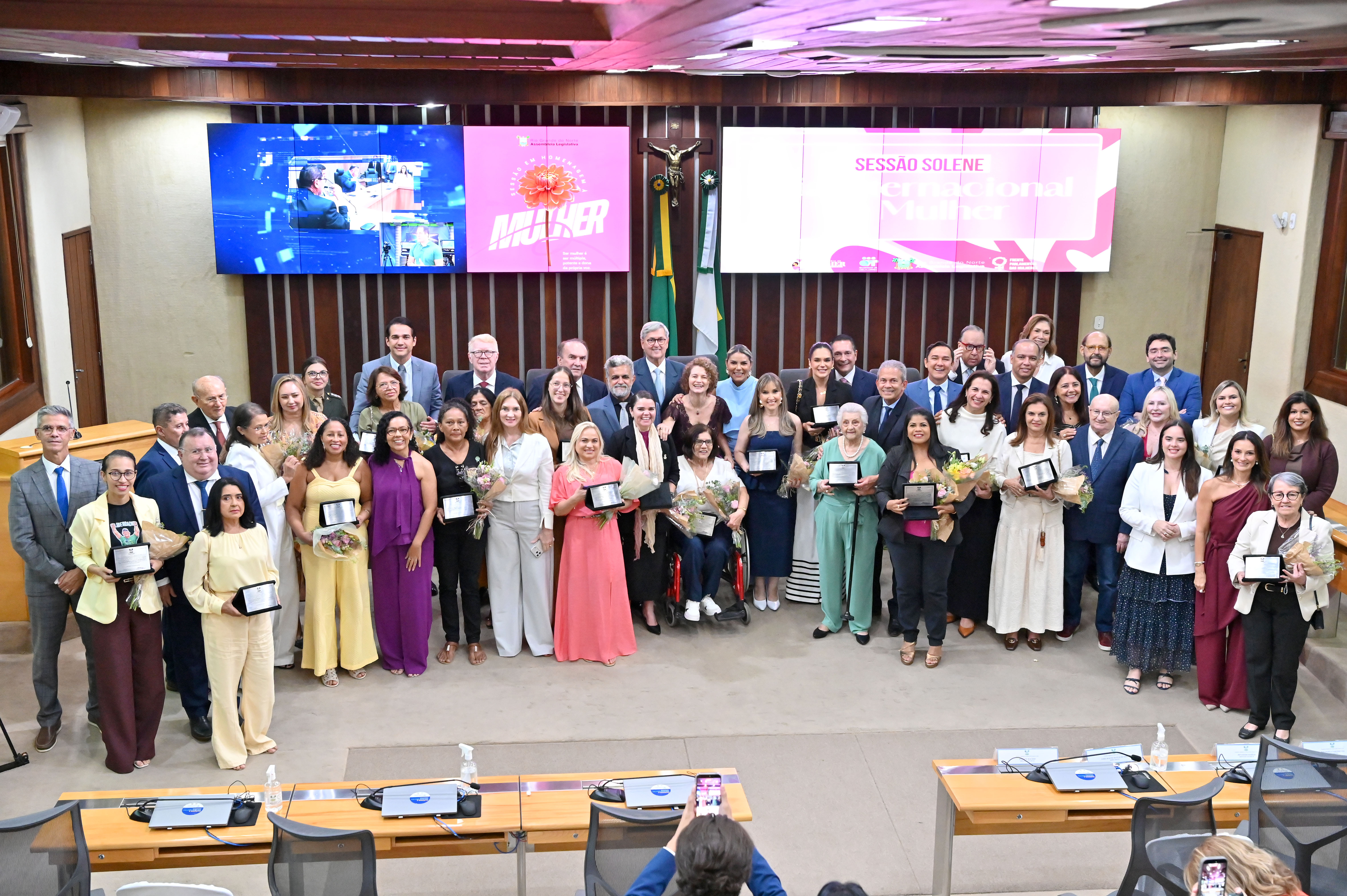 Assembleia Legislativa realiza sessão solene em homenagem as mulheres do Rio Grande do Norte