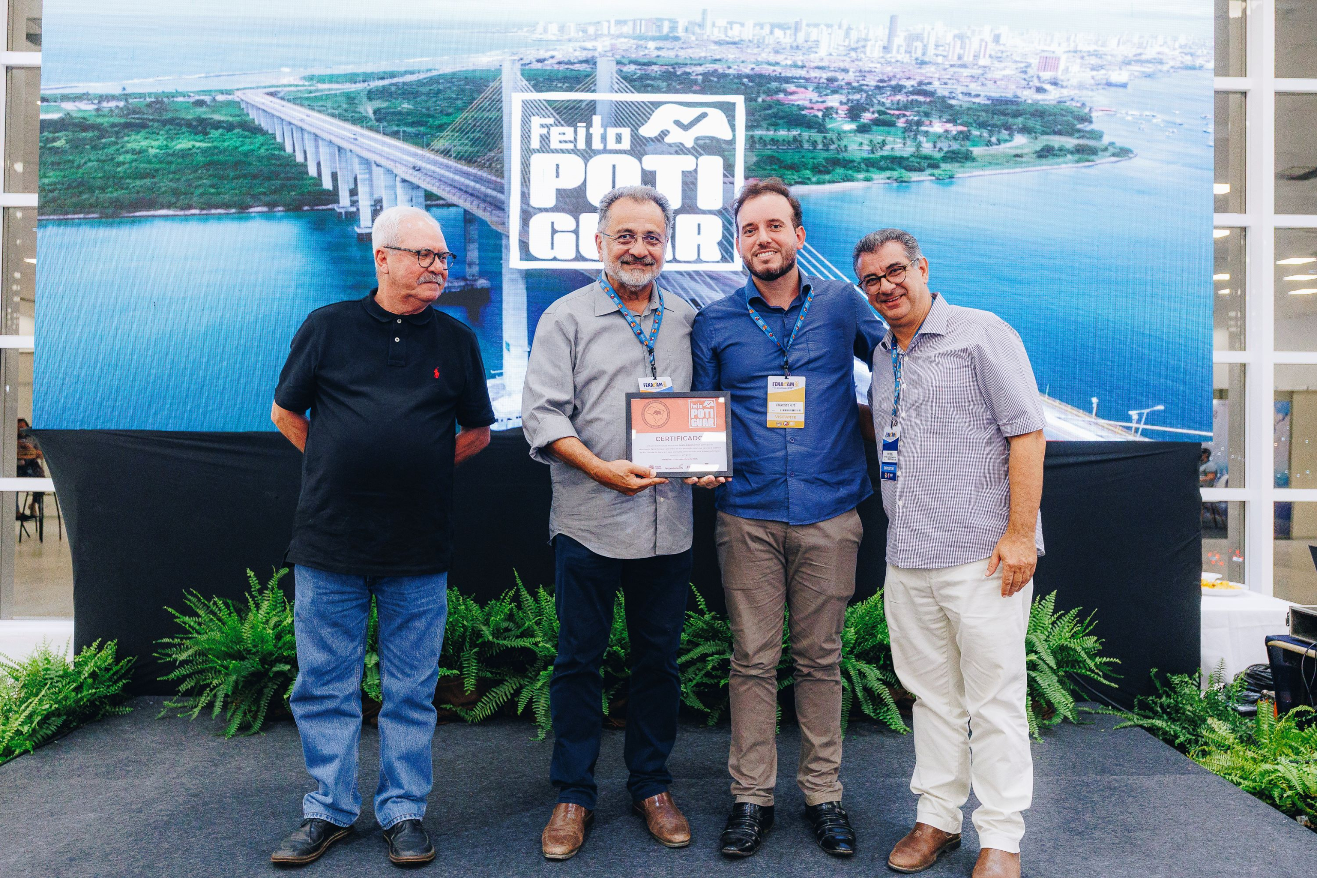 Costa Branca Fish recebe reconhecimento do Feito Potiguar com hambúrguer de atum produzido em Areia Branca